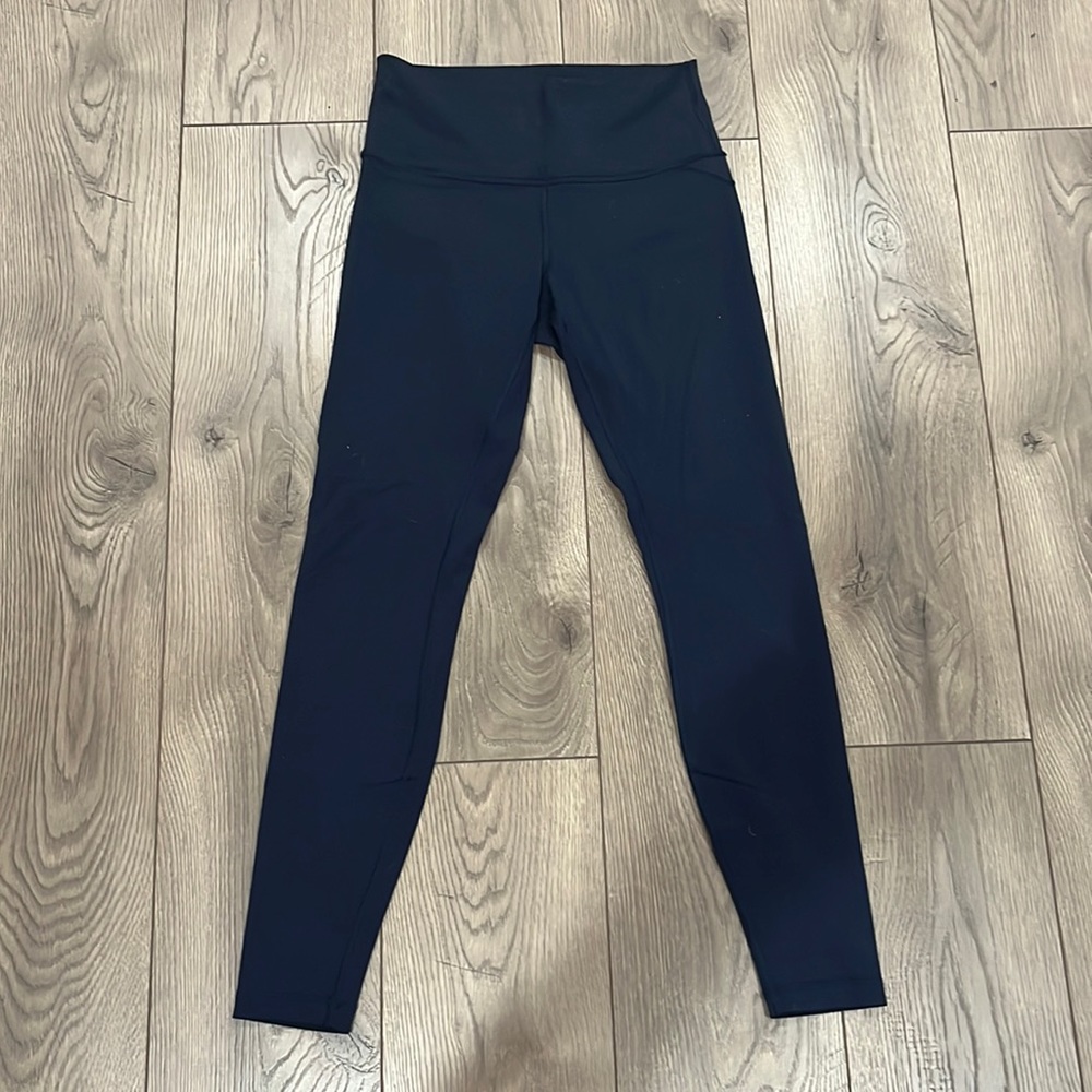Lululemon size 8